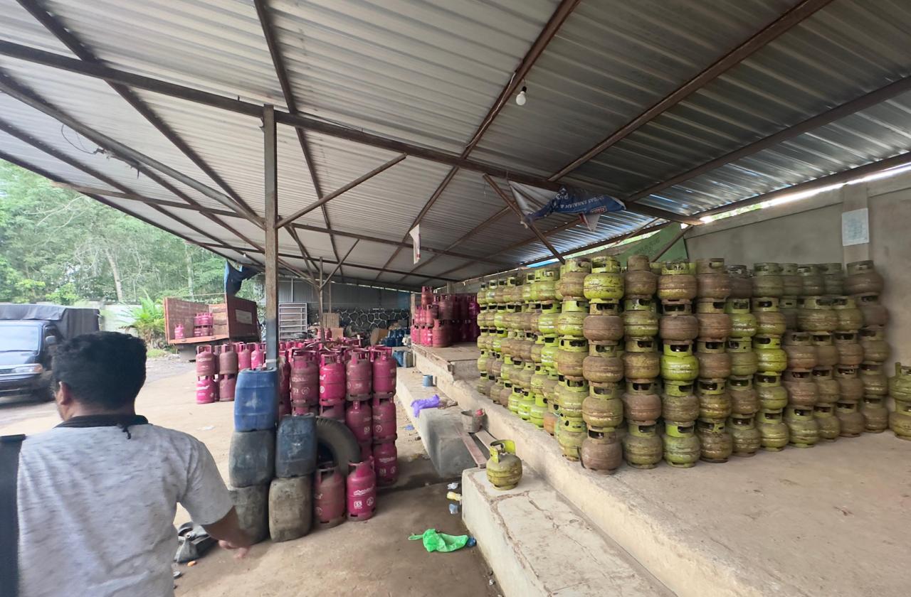 Jual LPG di Atas HET, Ditreskrimsus Polda Kalsel Amankan 800 Tabung LPG