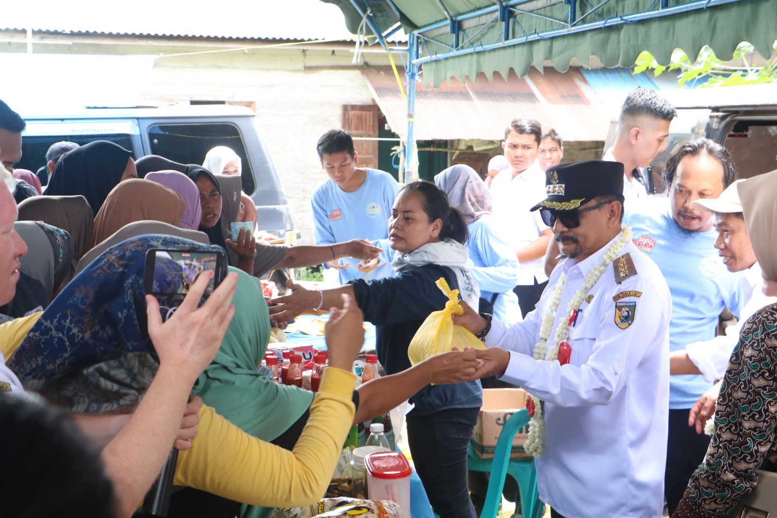 Desa Kuala Tambangan, Takisung: Perintis Pasar Murah Pasca Idulfitri di Tala