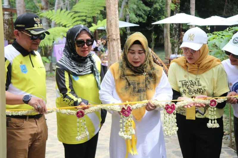 Kampung Anggrek Kabupaten HSS Diresmikan Saat Hari Keanekaragaman Hayati