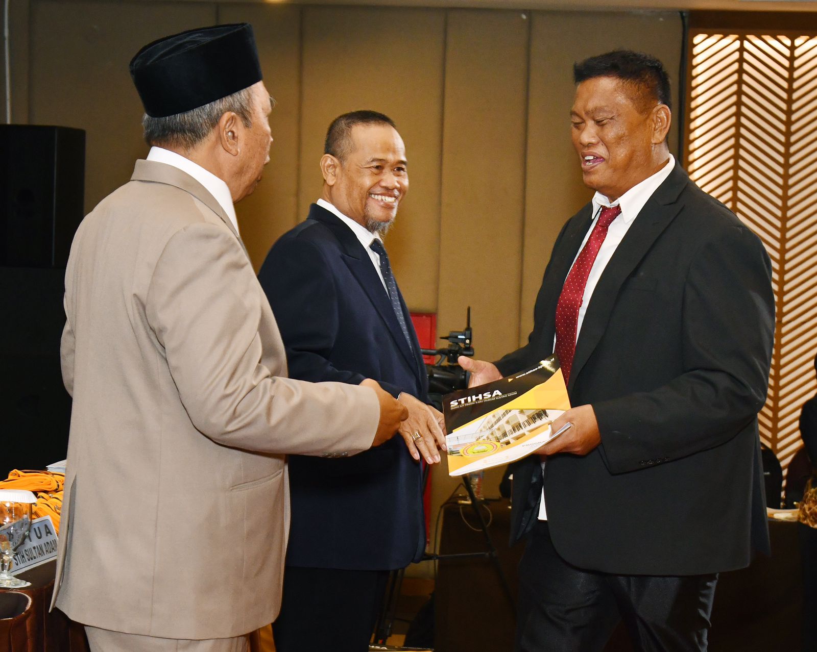 Mencuat Isu Pilkada Kabupaten Banjar dan Gambut Raya, Akhmad Husaini Beri Tanggapan