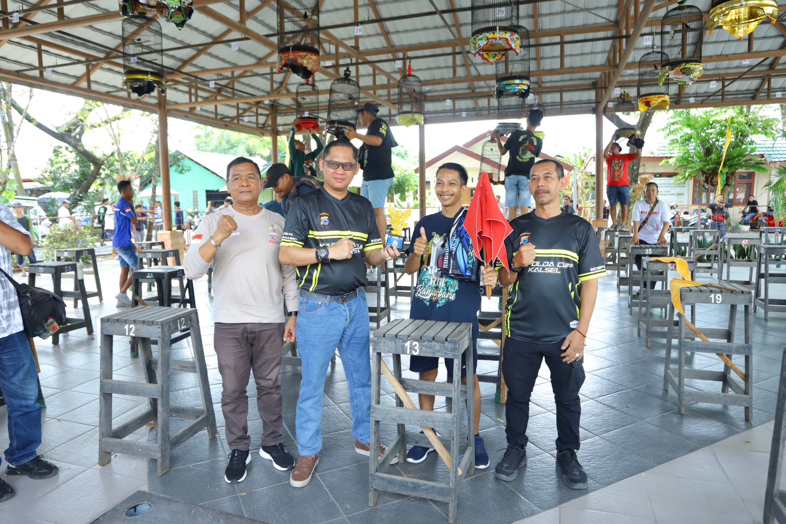 1.200 Kicau Mania Antusiasme Ikuti Lomba Burung Berkicau Kapolresta Banjarmasin Cup