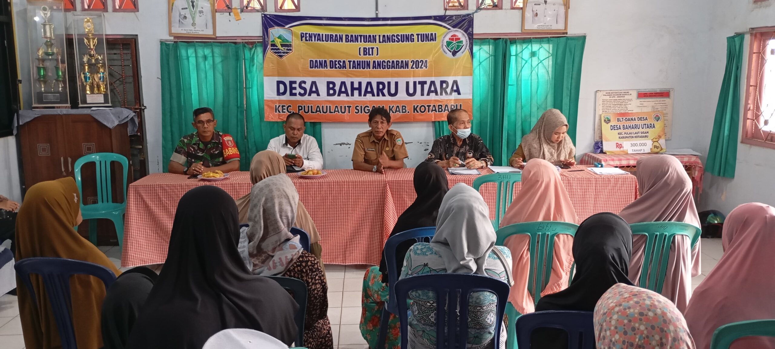 77 Warga Baharu Utara Terima Dana BLT DD