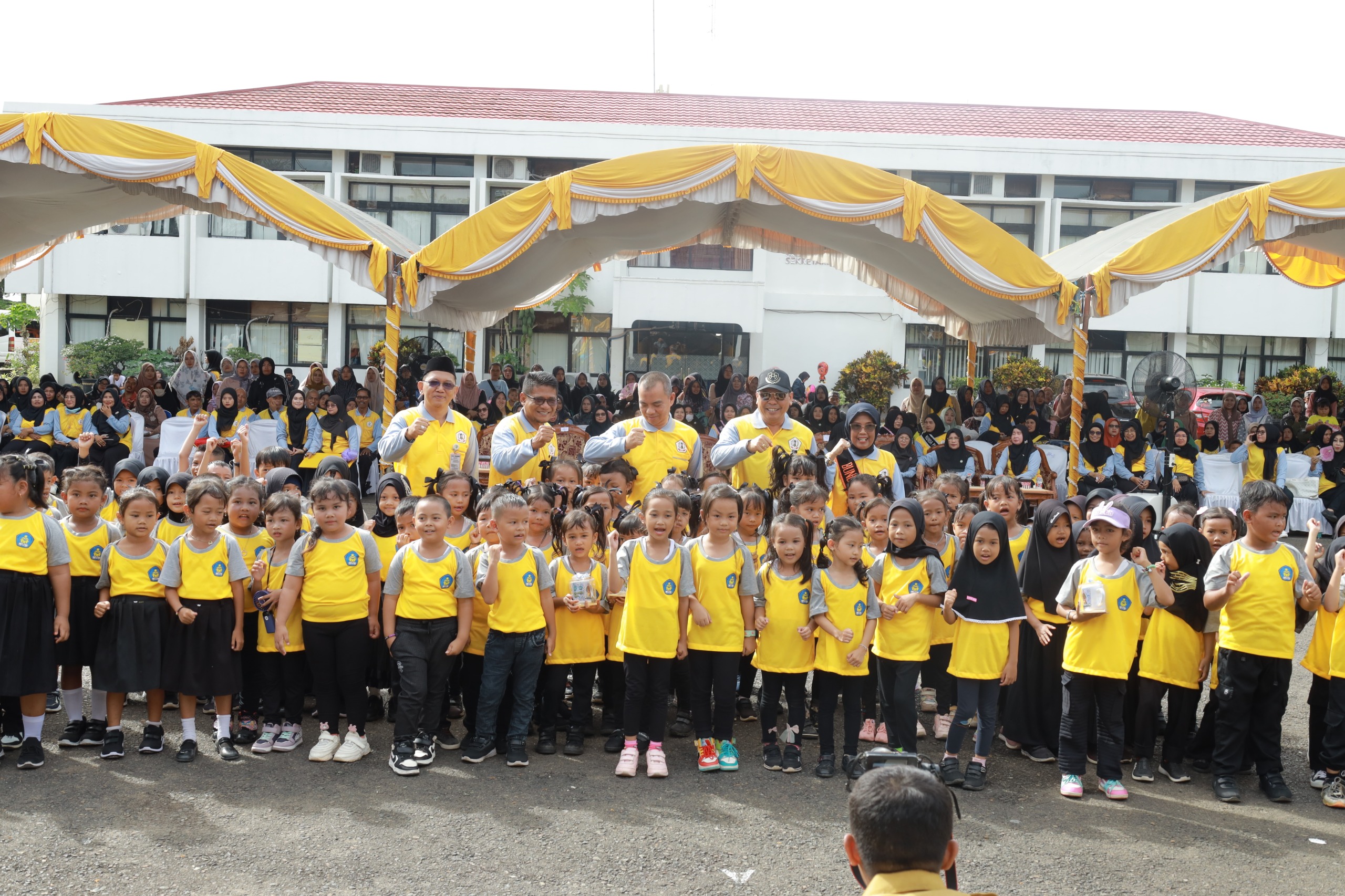PJ. BUPATI MUJIYAT PESAN BERI ANAK RUANG BERKREATIVITAS