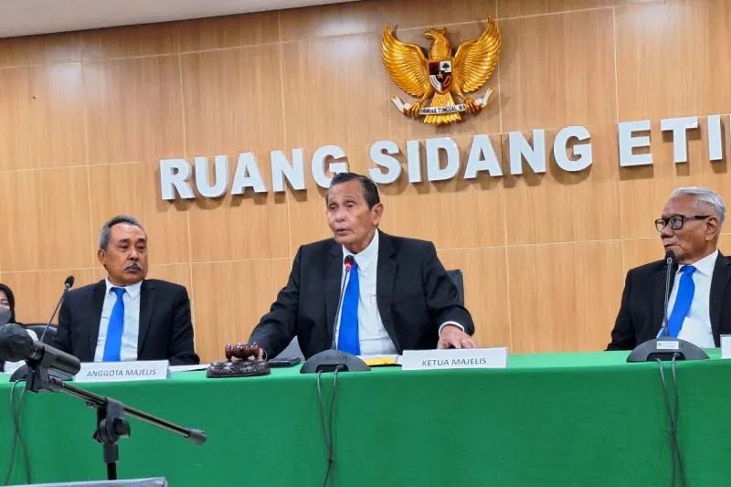 Dewas KPK Tunda Sidang Putusan Kode Etik Nurul Gufron