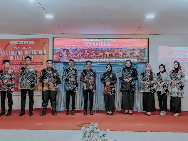 Pemenang Grand Final Duta Generasi Berencana Kabupaten HST