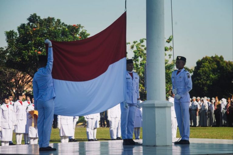 Paman Birin Pimpin Upacara Hari Lahir Pancasila