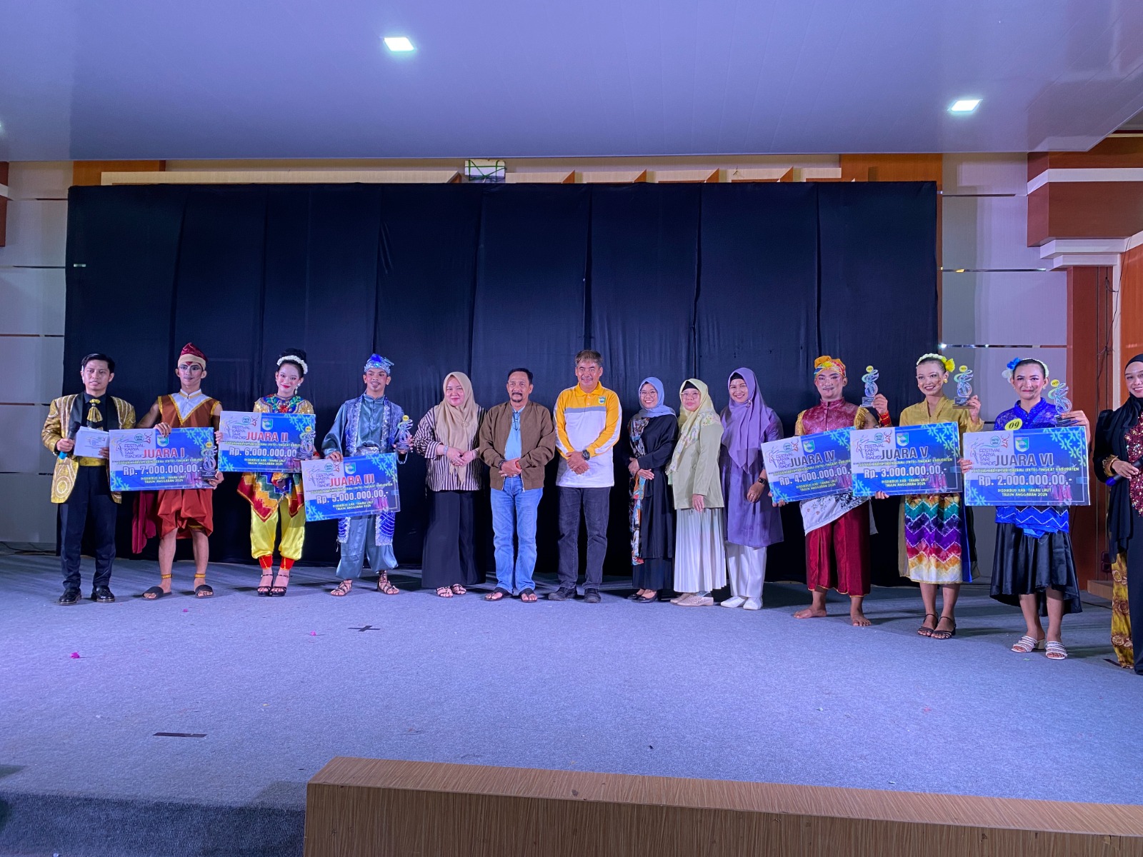 Sanggar Lintang Kencana Raih Juara Pertama di Festival Karya Tari Daerah Tanah Laut