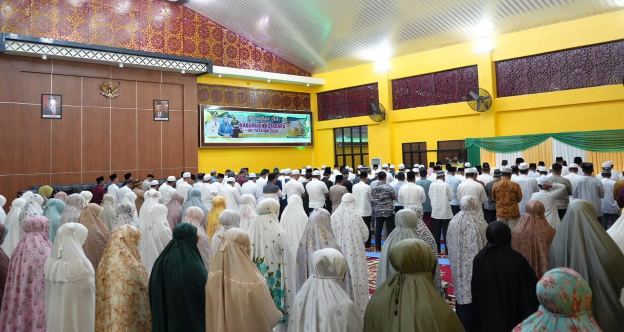 Ratusan Masyarakat Shalawat dan Doa Bersama Sambut HUT ke-74 Kotabaru