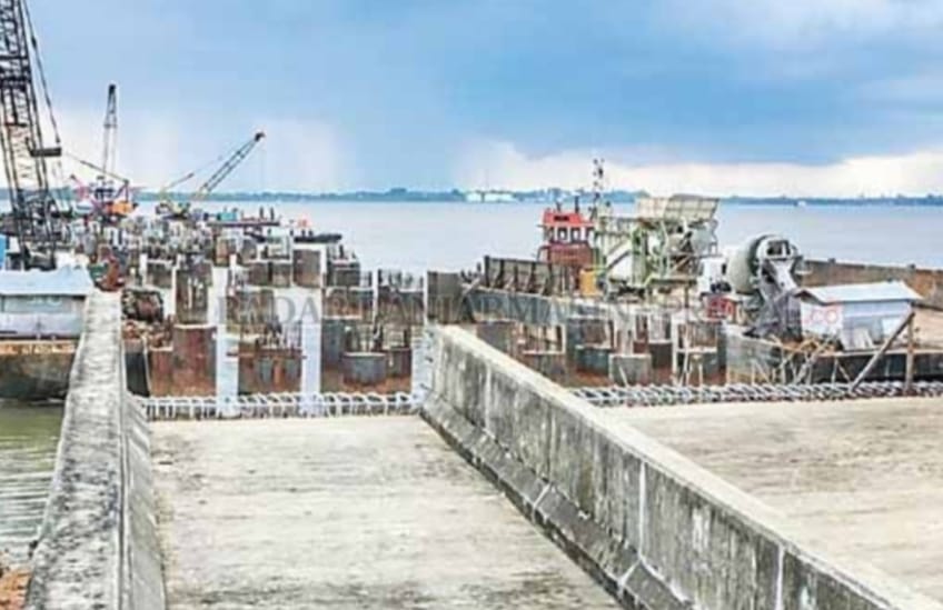 Gubernur Sampaikan, Proyek Pembangunan Jembatan Kotabaru-Tanah Bumbu akan Dilanjutkan
