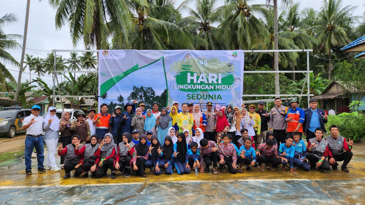 Penanaman 10 Ribu Bibit Mangrove di Pesisir Desa Tanjung Pangga