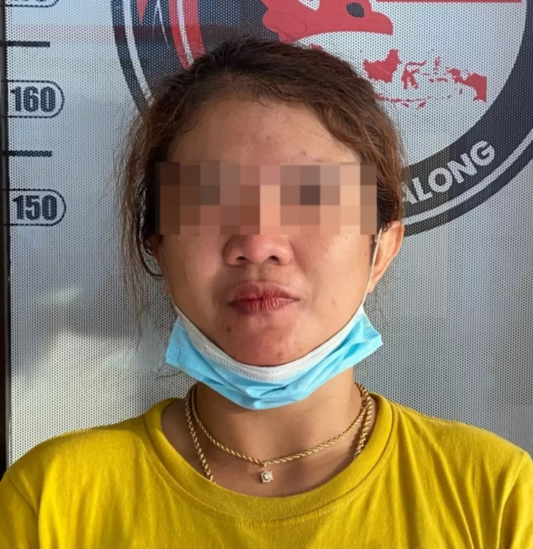 Seorang Perempuan Muda di Belimbing Raya Tabalong Ditangkap Gegara Sabu