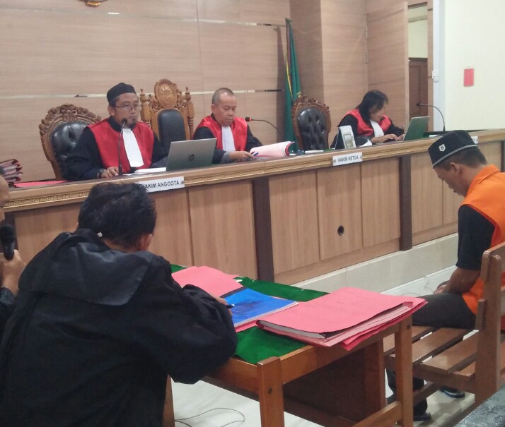 Bawa Puluhan Gram Sabu dan Inek Divonis Delapan Tahun Penjara