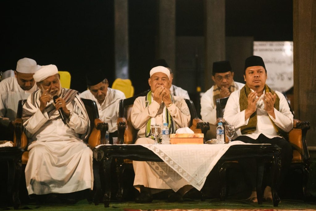 Sholawat dan Tausyiah di Bumi Shalawat Alam Roh 88 Kiram