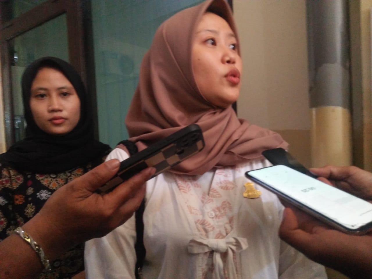 Kronologi Dua Wanita Saling Duel Terungkap di PN Banjarmasin