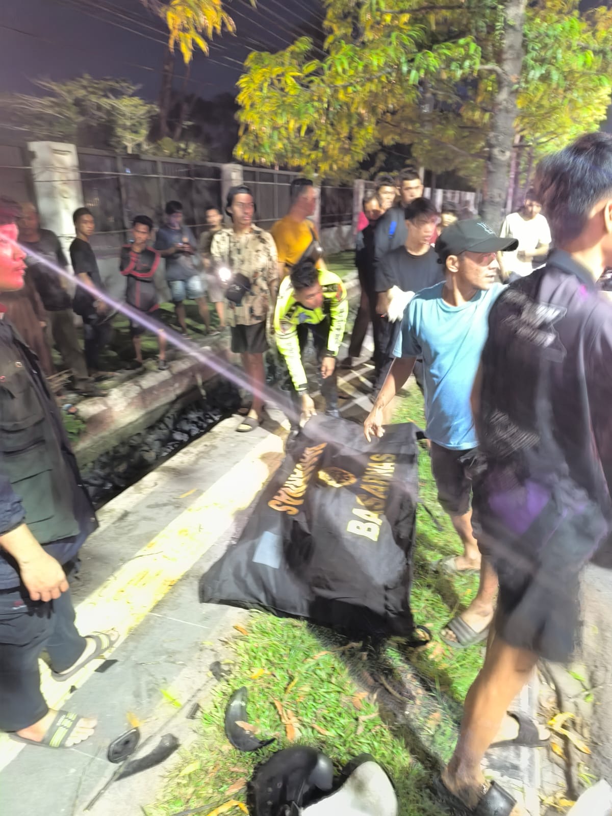 2 Mahasiswa Tewas Akibat Tabrak Trotoar Gedung Sultan Suriansyah