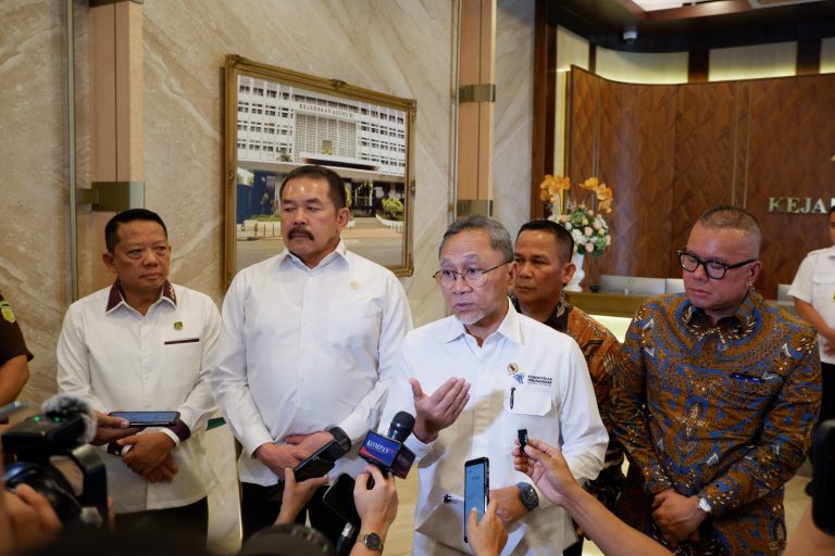 Jaksa Agung Dukung Pembentukan Satgas Pengawasan Barang Tata Niaga Impor