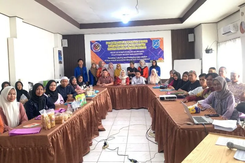 Pemkab HSS dan Poliban Gelar Pelatihan Kemasan UMKM