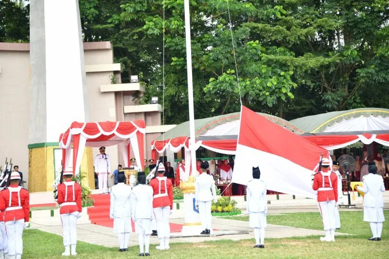 Pj Bupati HSS Minta Seluruh Individu Meneladani Sifat Kepahlawanan
