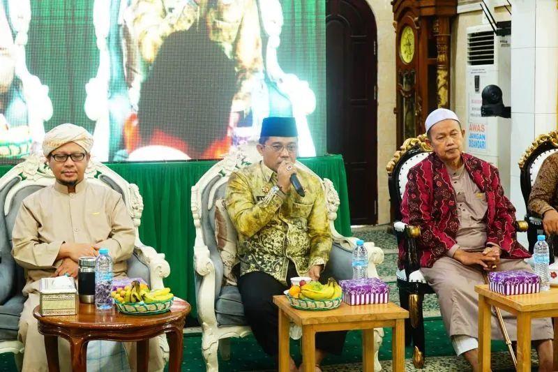 Pj Bupati HSS Buka Ta’aruf Studi Kampus STEBI KHAS