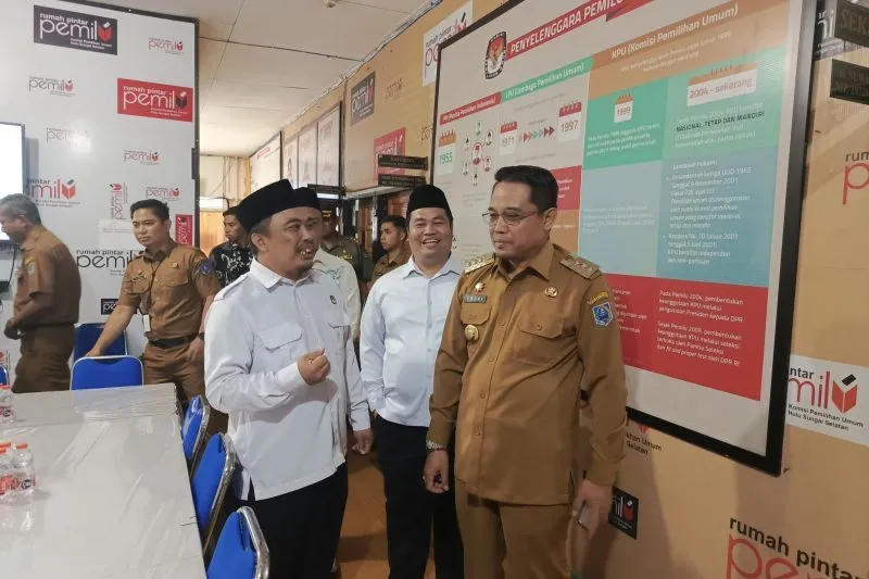 Pj Bupati HSS Minta KPU Jaga Netralitas saat Pilkada