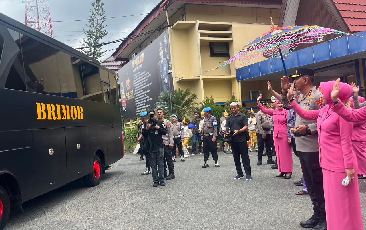 Kapolres Batola dan Tabalong Berganti, 39 orang personel Polda Kalsel Purna Tugas