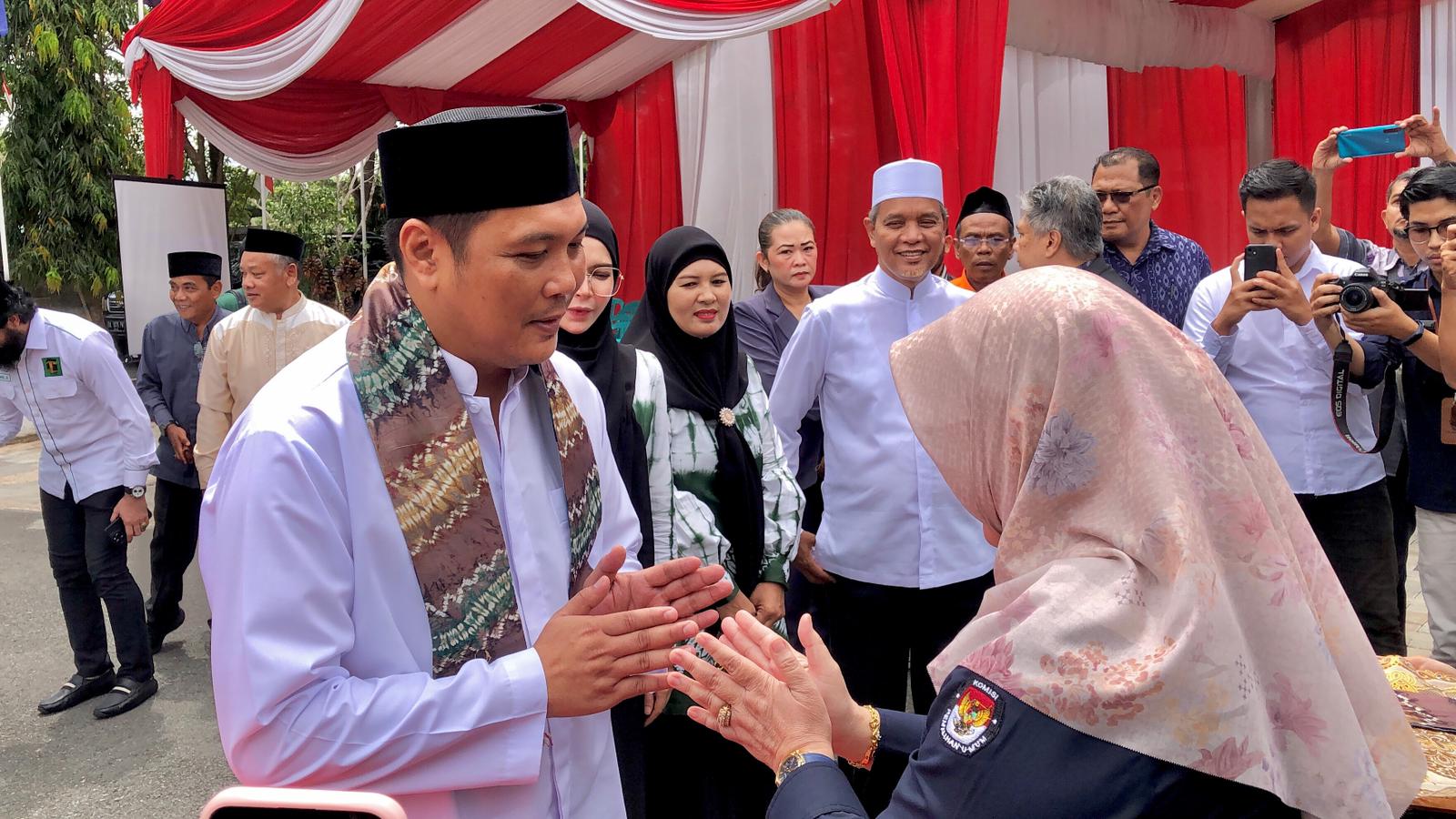 Jalan Berliku Aditya-Said Daftar Pilkada Banjarbaru: Sederhana dan Haru