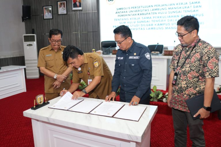 Pemkab HST dan ULM Teken Kerja Sama Pendidikan