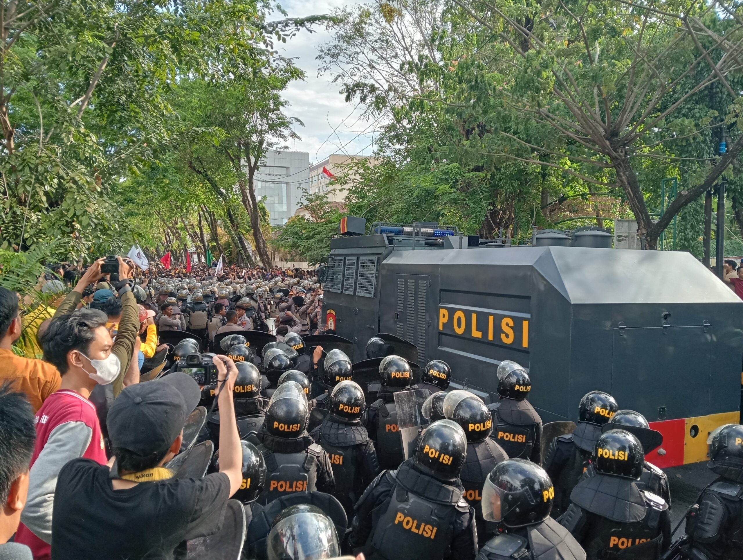 11 Jurnalis Jadi Korban Kekerasan saat Demonstrasi Tolak Pengesahan RUU Pilkada