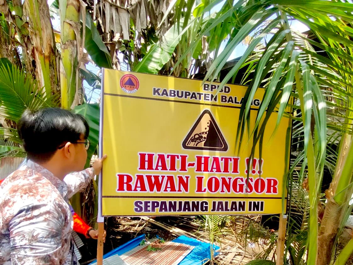 BPBD Balangan Ingatkan Masyarakat Waspada Erosi dan Tanah Longsor Tepian Sungai