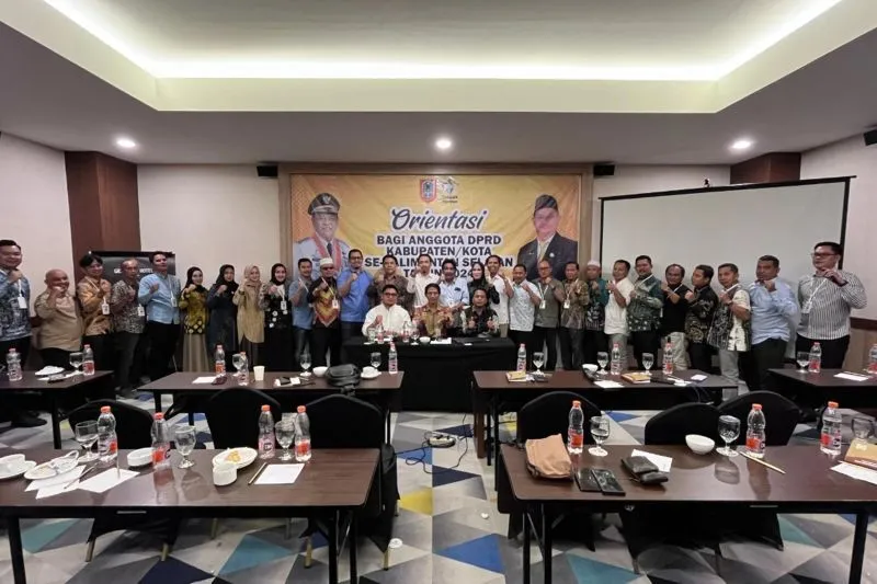 30 Anggota DPRD HSS Selesai Ikut Orientasi di BPSDMD Kalsel
