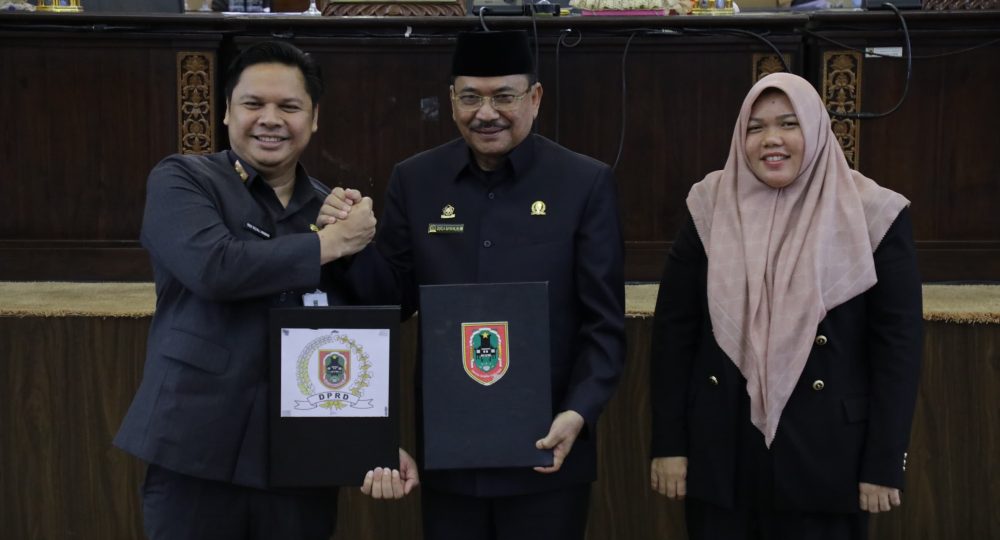 Paman Birin Apresiasi Persetujuan Tiga Raperda