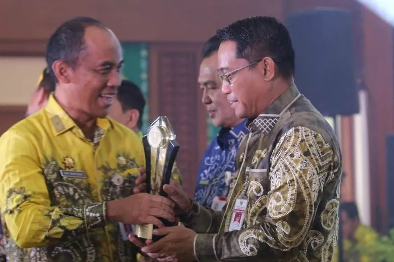 Pemkab HSS Raih Dua Penghargaan Kalsel Inovation Award