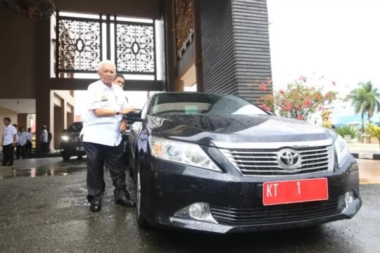 KPK Periksa Eks Gubernur Kaltim Terkait Dugaan Korupsi Izin Tambang