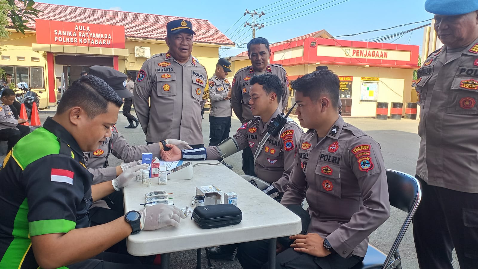 Cek Kesehatan Personel Polres Kotabaru Pengamanan Kampanye Pilkada