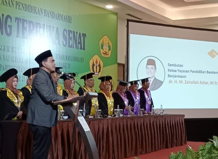 Bupati Tanah Bumbu Hadiri Wisuda STIE Nasional dan Akparnas di Banjarmasin