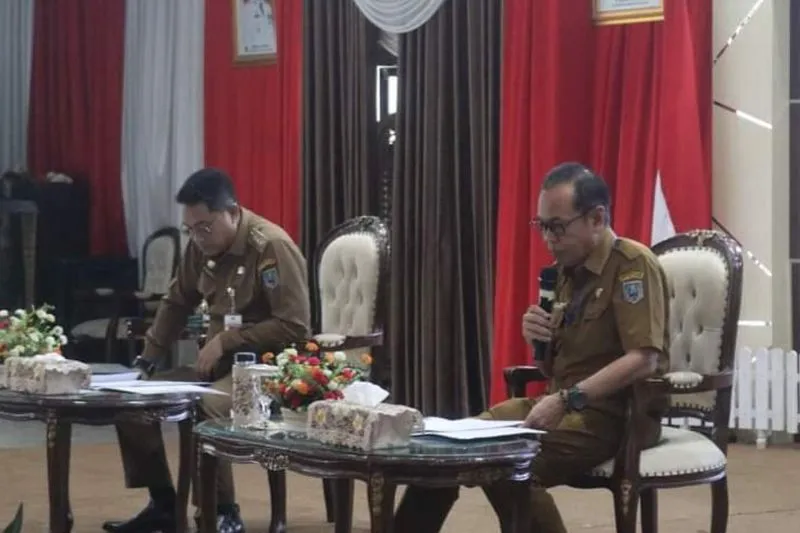 Pj Bupati HSS Pimpin Rakor Peringatan HUT ke-74 Kabupaten HSS