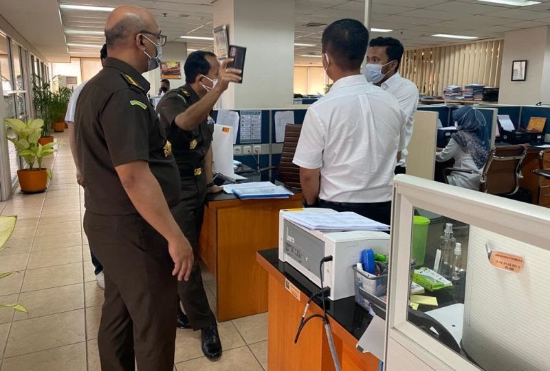 Geledah Kementerian LHK, Kejagung Bawa Empat Boks dan Dua Kardus Kecil