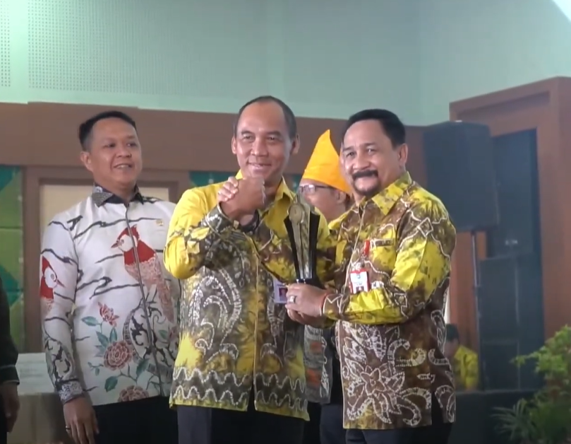 Aplikasi BISA RSUD H. Boejasin Raih Juara Pertama di Kalsel Innovation Award 2024