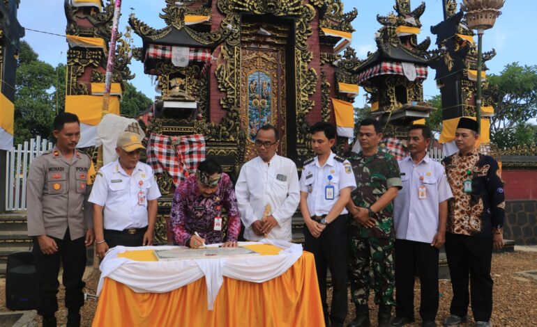 Pj Bupati Tala Resmikan Pura Dalem Prajepati di Desa Tajau Pecah