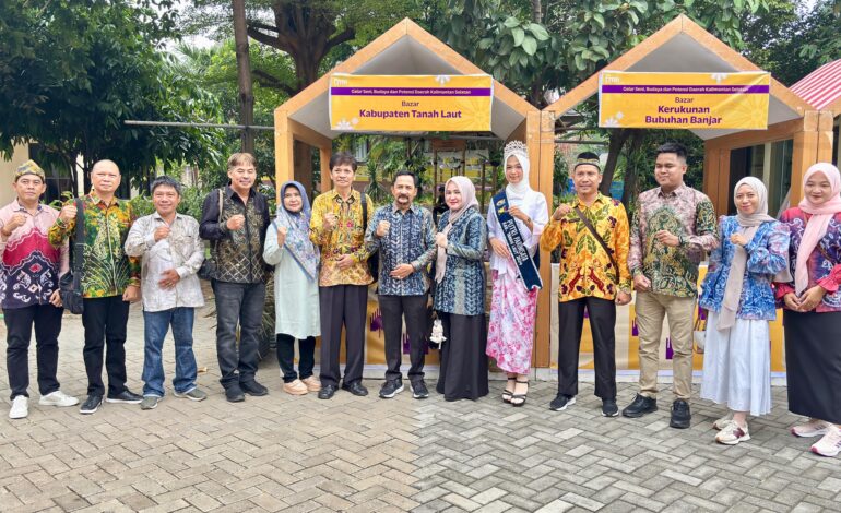 Pj Bupati Tala Hadiri Gelar Seni Budaya dan Upacara Baayun Maulud di TMII