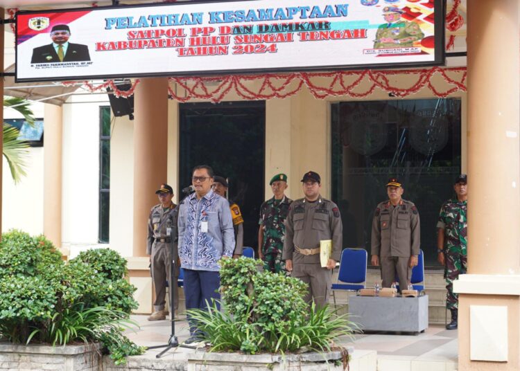 Pj Bupati HST Dukung Pelatihan Kesamaptaan Satpol PP dan Damkar