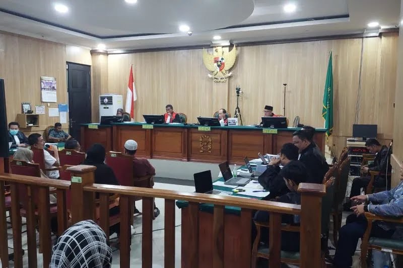 Lima Saksi Hadir Sidang Kasus Suap Izin Tambang