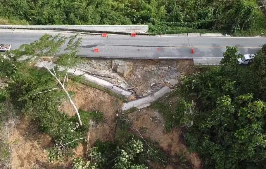 Jalan Negara IKN Ambles Sepanjang 15 Meter Picu Kemacetan Parah