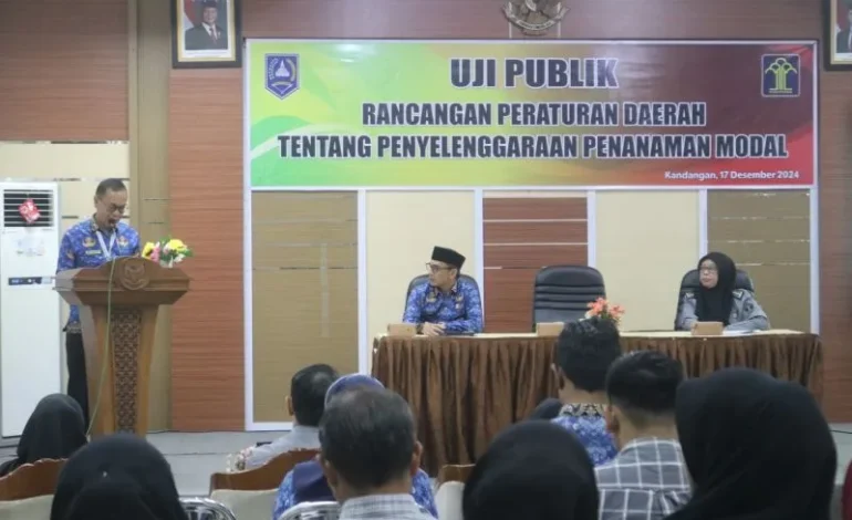 Pemkab HSS Uji Publik Raperda Penanaman Modal