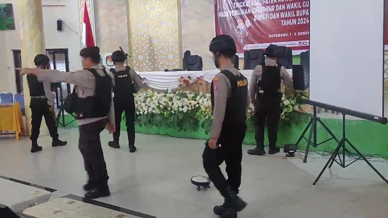 Sterilisasi Tempat Rekapitulasi Suara Pilkada Kotabaru