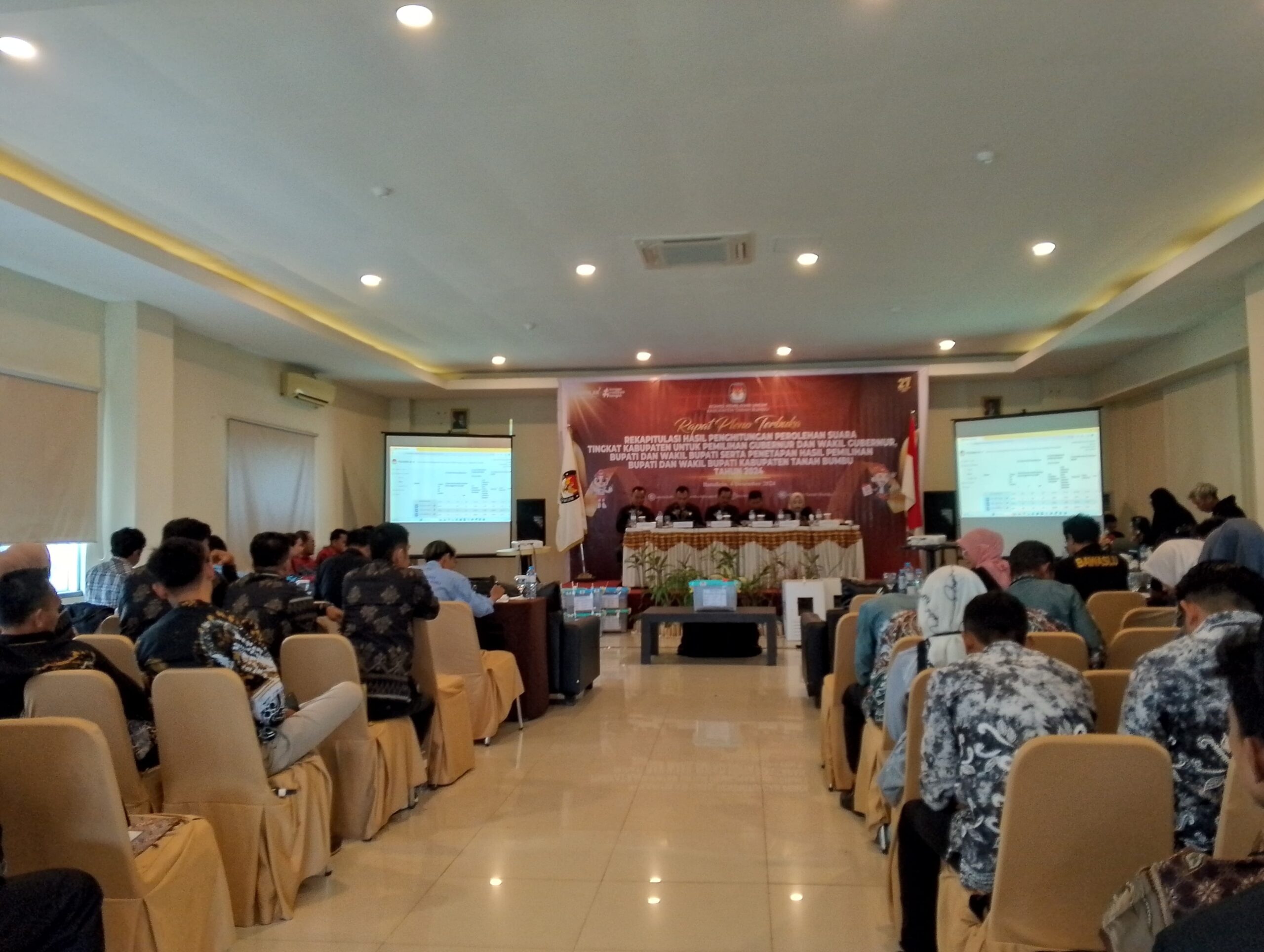KPU Tanbu Gelar Rapat Pleno Pilkada Serentak