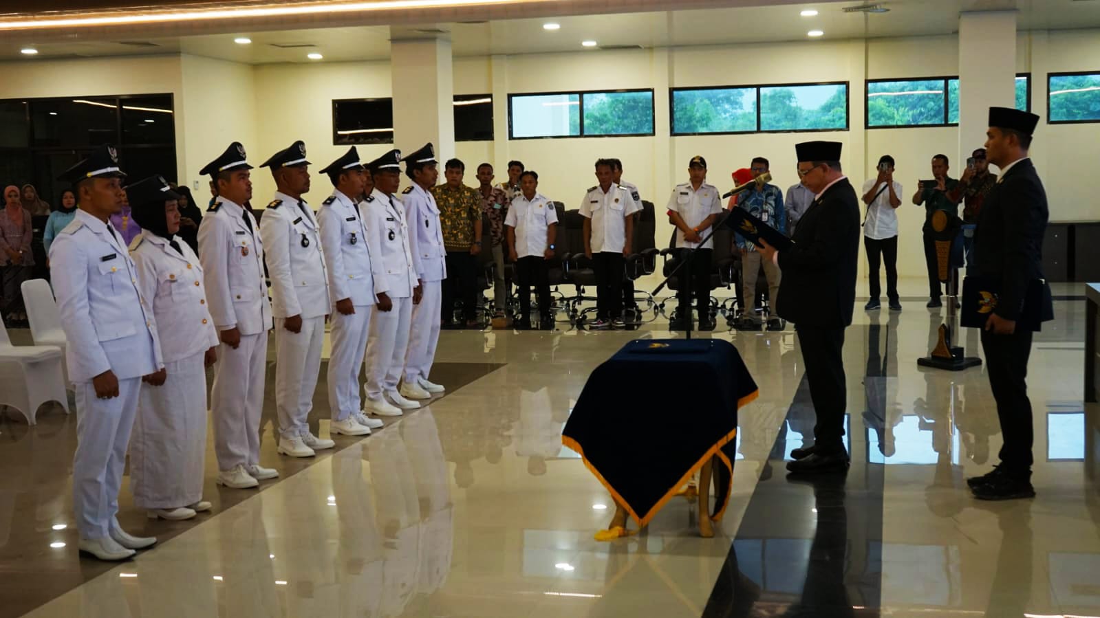 Tujuh Kepala Desa Pergantian Antar Waktu di Kotabaru Resmi Dilantik