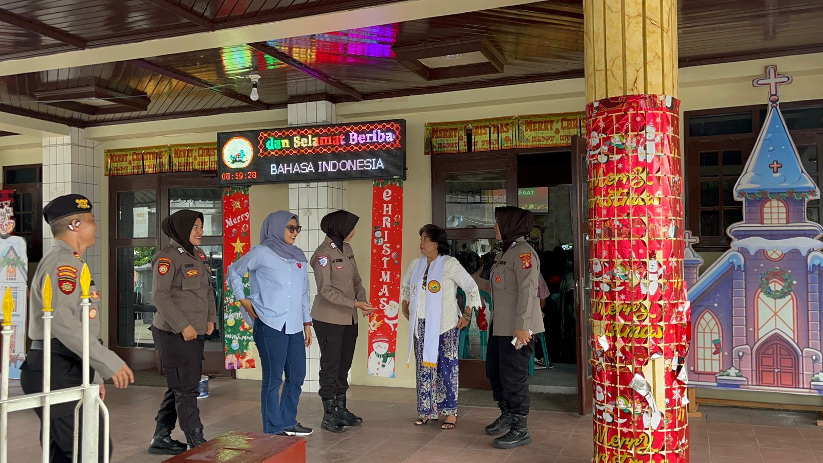 Srikandi Polresta Palangkaraya Dilibatkan Patroli Pengamanan Natal