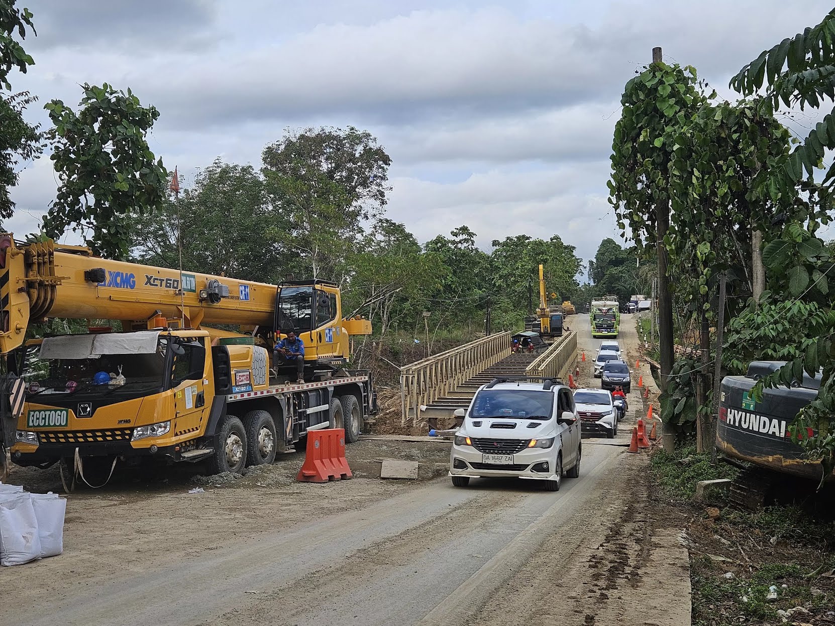 Jembatan Darurat Untuk Jalan Nasional IKN Yang Ambles