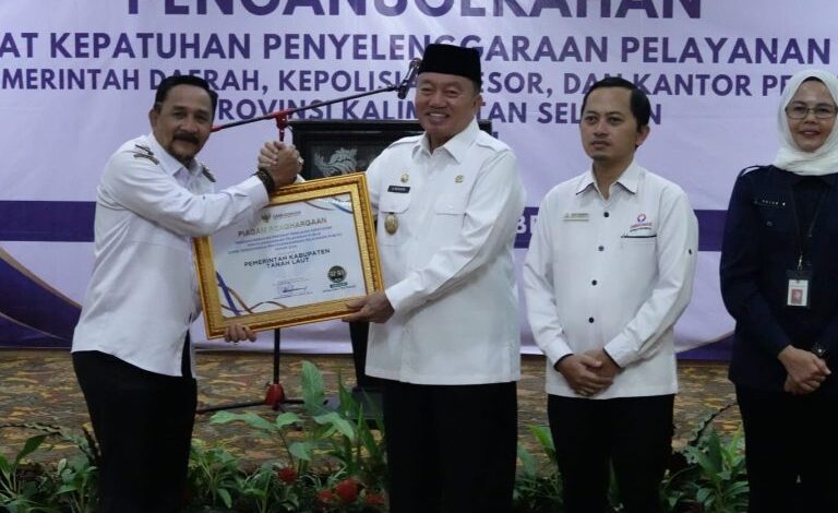 Tingkatkan Layanan Publik, Plt Gubernur Kalsel Minta Permohonan Izin Dipermudah